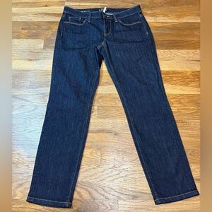 LOFT modern skinny ankle jeans.
